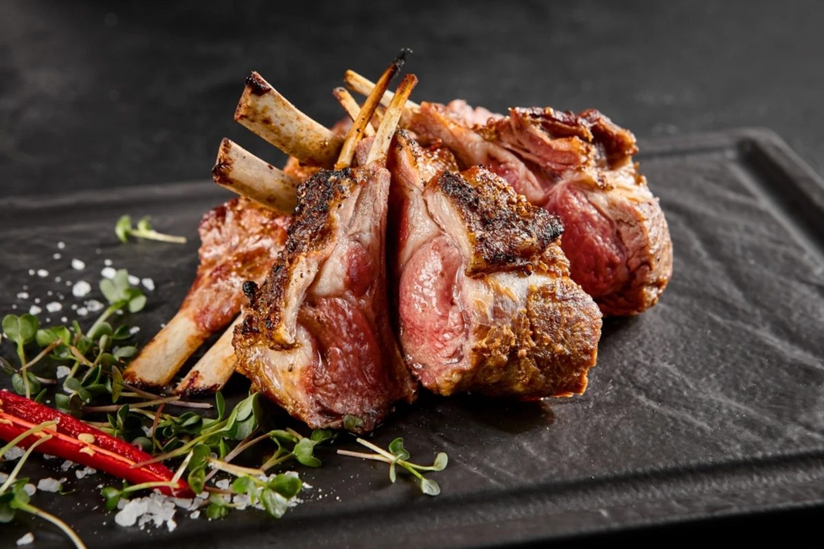 Lamb Rack Recipe & Perfect Wine Pairing Guide for American Home Cooks