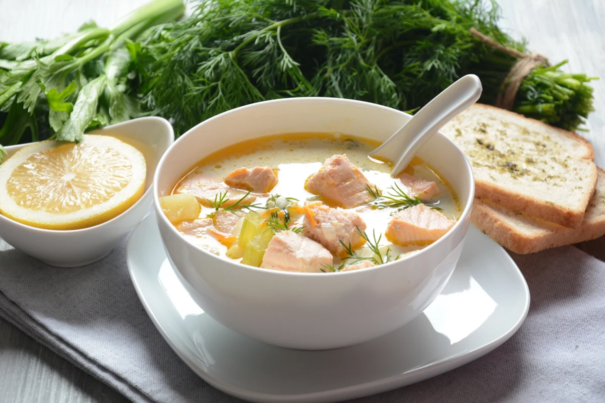 Fish and Seafood Soup Recipe & Wine Pairing Guide for Home Cooks