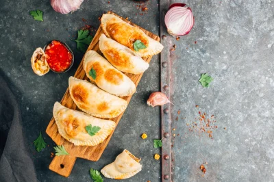 Empanadas: Ricetta Tradizionale e Abbinamento Vino Perfetto per la Cucina Italiana