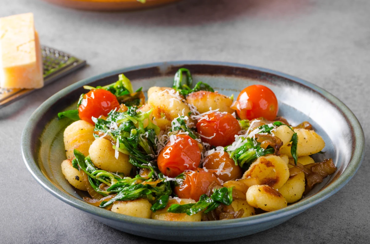 Gnocchi com Espinafres, Alho e Tomate: Harmonização Vinho